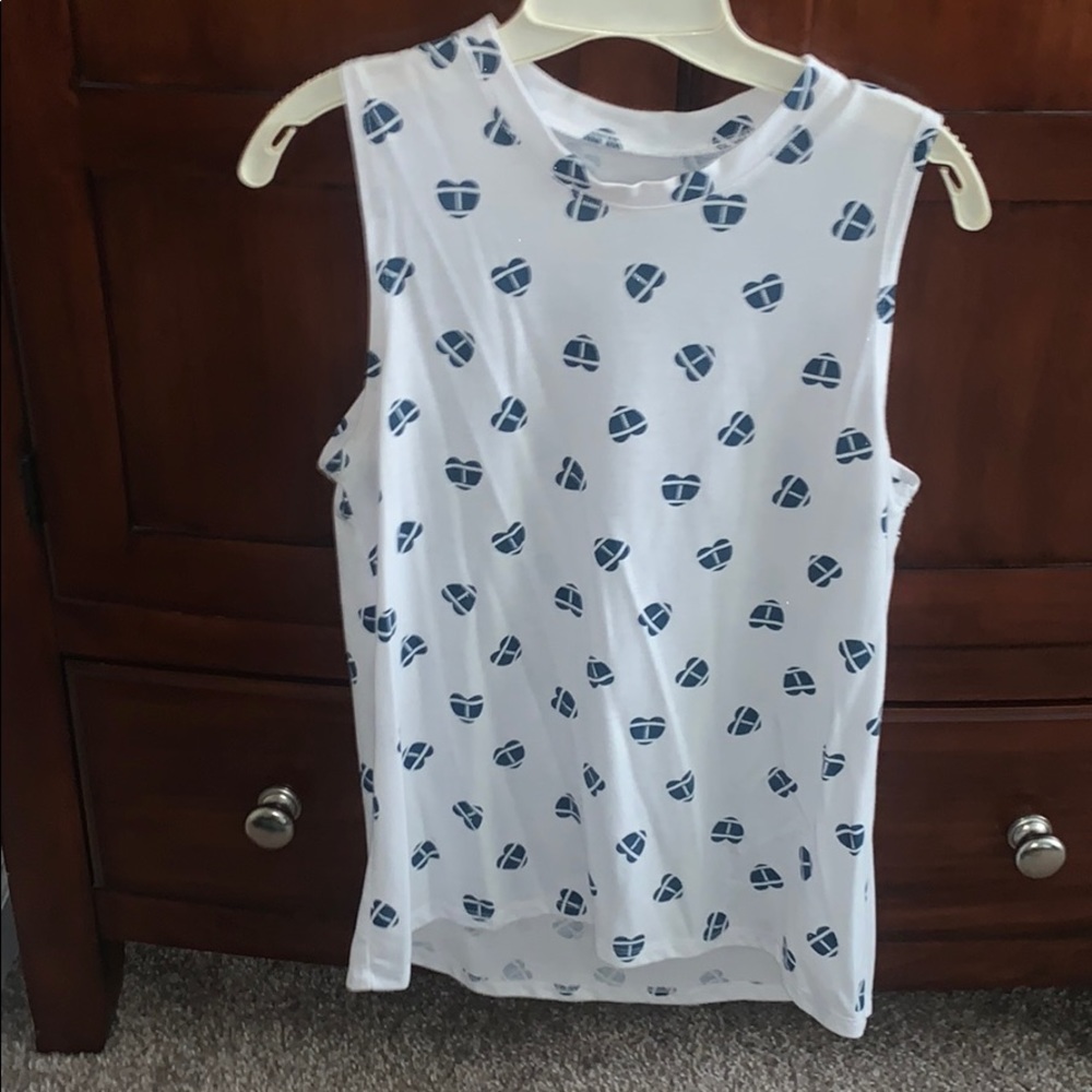Football hearts tank